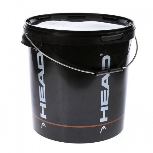 Head training cube with a capacity of 72 balls