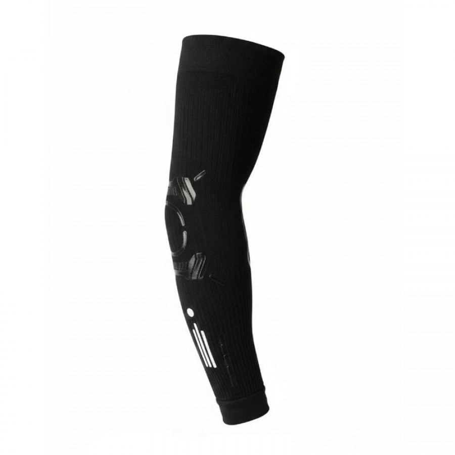 Rivix Black Arm Warmers 1 Unit